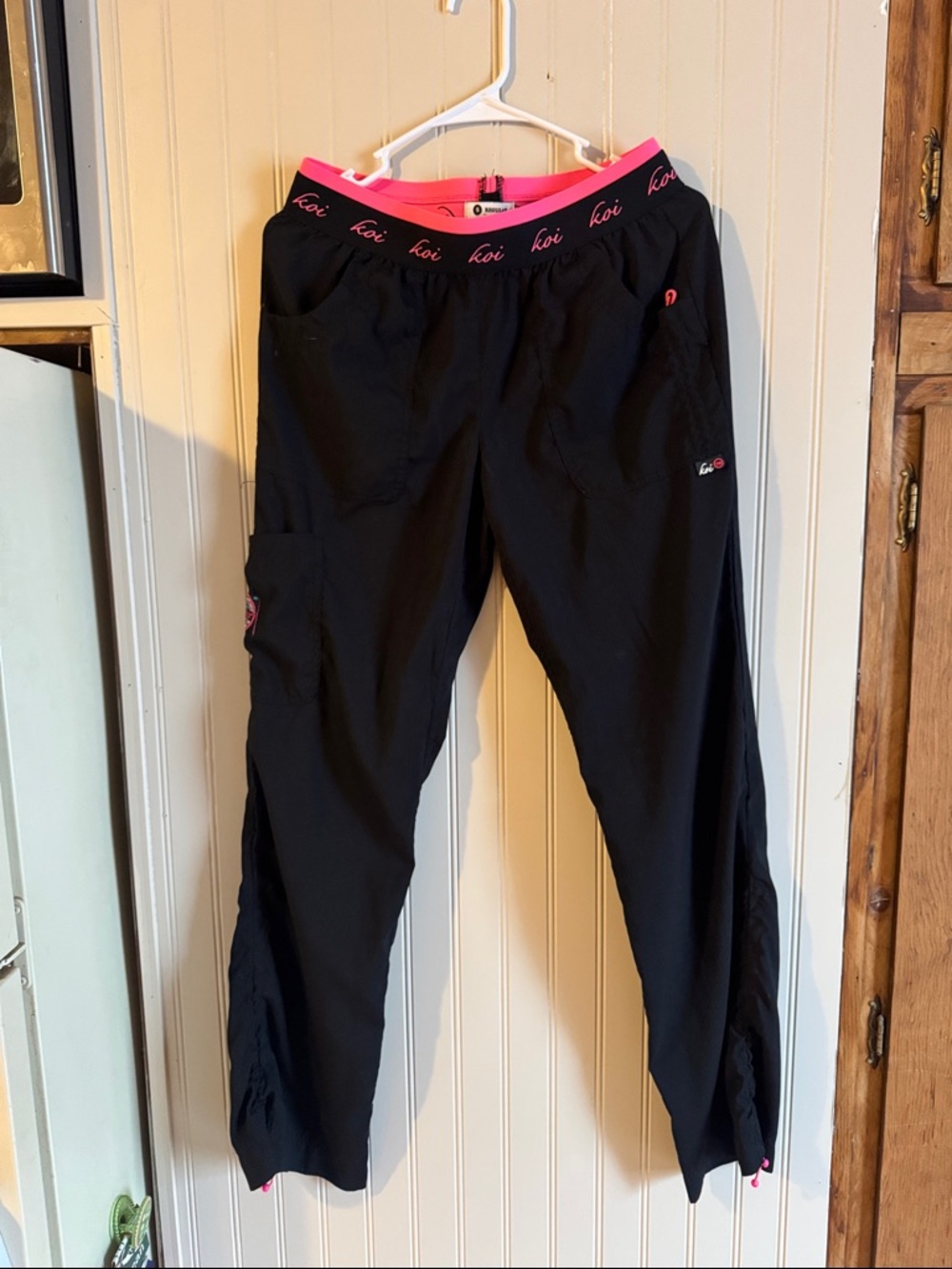 Koi by Kathy Peterson Women's Black Scrub Pants with Pink Waistband